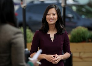 Michelle Wu, la primera mujer elegida como alcaldesa de Boston