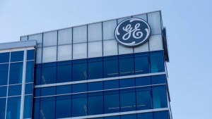 General Electric se dividirá en tres empresas centradas en la energía, aviación, y salud