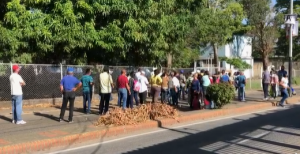 Robo de celular retrasó inicio de proceso electoral en centro de votación en Guárico