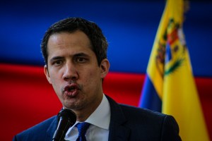 Guaidó denunció que propagandistas del régimen usan recursos del Estado para difamar a periodistas