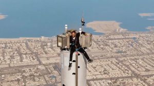 La última LOCURA de Will Smith: Para qué subió al edificio más alto del mundo (VIDEO)