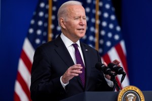 Biden acoge a más de 100 países en la Cumbre por la Democracia