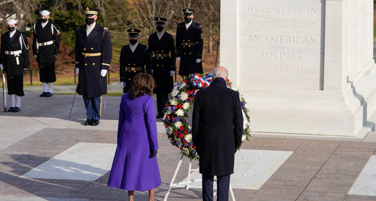 La Tumba del Soldado Desconocido cumple un siglo honrando las bajas de guerra estadounidenses