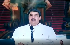 “Es el programa más largo que he hecho”: Las quejas de Maduro tras cámara (Video)
