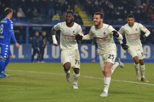 El Milan sigue la estela del Inter tras vencer al Empoli