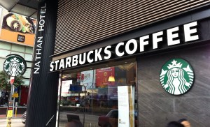 Empleados de Starbucks quieren “hacer historia” con un primer sindicato en EEUU