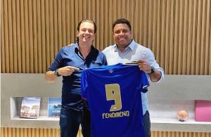 El exfutbolista Ronaldo compró el Cruzeiro de Brasil, club donde se hizo profesional