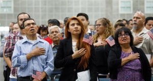 ¿A cuántos años de residencia se puede solicitar la ciudadanía de EEUU?