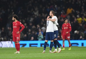 Tottenham y Liverpool terminaron igualados tras partido de locura