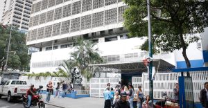 La muerte acecha por los pasillos del hospital JM de Los Ríos