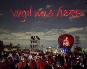 Hacia el cielo: el homenaje a Virgil Abloh y su último desfile para Louis Vuitton (FOTOS)