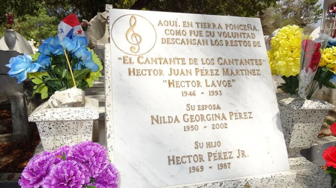 Vandalizaron la tumba del salsero Héctor Lavoe en Puerto Rico