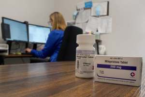 EEUU permitirá de forma permanente el acceso a las píldoras abortivas por correo
