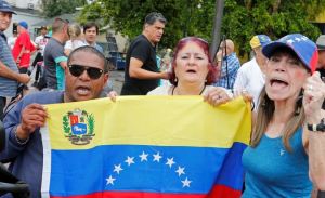 VOA: Activistas y académicos de Miami animan a los venezolanos a solicitar el TPS