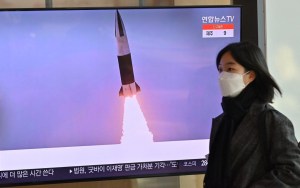Corea del Norte disparó dos misiles para continuar su campaña de pruebas armamentistas