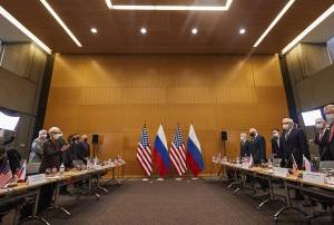 Aliados de EEUU apuestan por el diálogo con Rusia y no permitir agresiones a Ucrania
