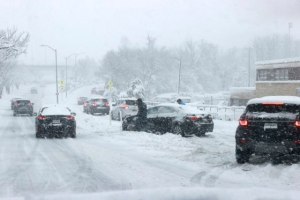 “Es frustrante y aterrador”: Conductores varados en Virginia describen el caos tras la tormenta invernal