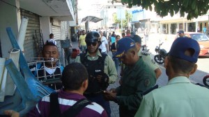 Se intensifican los enfrentamientos entre buhoneros y el alcalde chavista de Barquisimeto (Imágenes)
