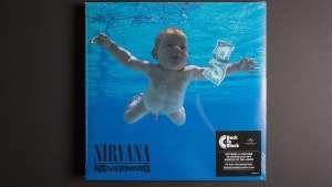 Nirvana gana el litigio por pornografía infantil: Bebé del álbum “Nevermind” pierde la demanda