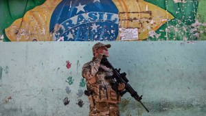 Rio de Janeiro despliega megaoperación policial para “recuperar” el control de una favela