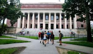 EEUU contabiliza un millón de estudiantes menos en sus universidades a causa del Covid-19