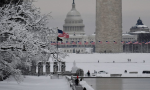 Tormenta invernal ha impactado en la zona metropolitana de Washington DC dejando al menos tres fallecidos (Video)