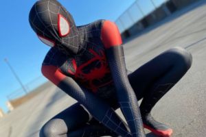 Escaló un edificio en Los Ángeles disfrazado de Spider-Man para llamar la atención de Marvel (VIDEO)