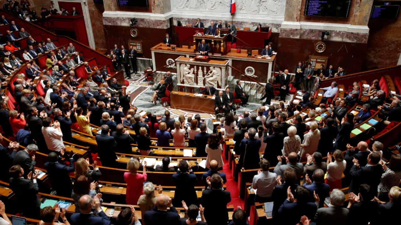 Francia aprueba una ley que prohíbe las terapias de conversión para personas Lgbt
