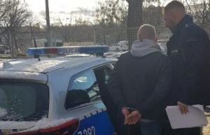 Asesino con 20 año de fuga en Polonia fue capturado por no usar tapaboca contra el Covid-19