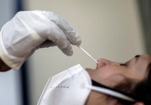 Brasil confirmó los primeros dos casos de la variante deltacron de coronavirus