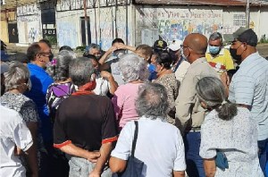 Vecinos cerraron vía en El Tigre por la falta de agua 