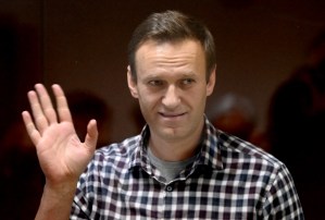Opositor ruso Alexei Navalny contó cómo vive en prisión entre sesiones “educativas” y jornadas de costura