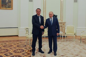 Bolsonaro se reunió con Putin en Moscú: Somos solidarios con Rusia y estamos dispuestos a “colaborar” en varias áreas