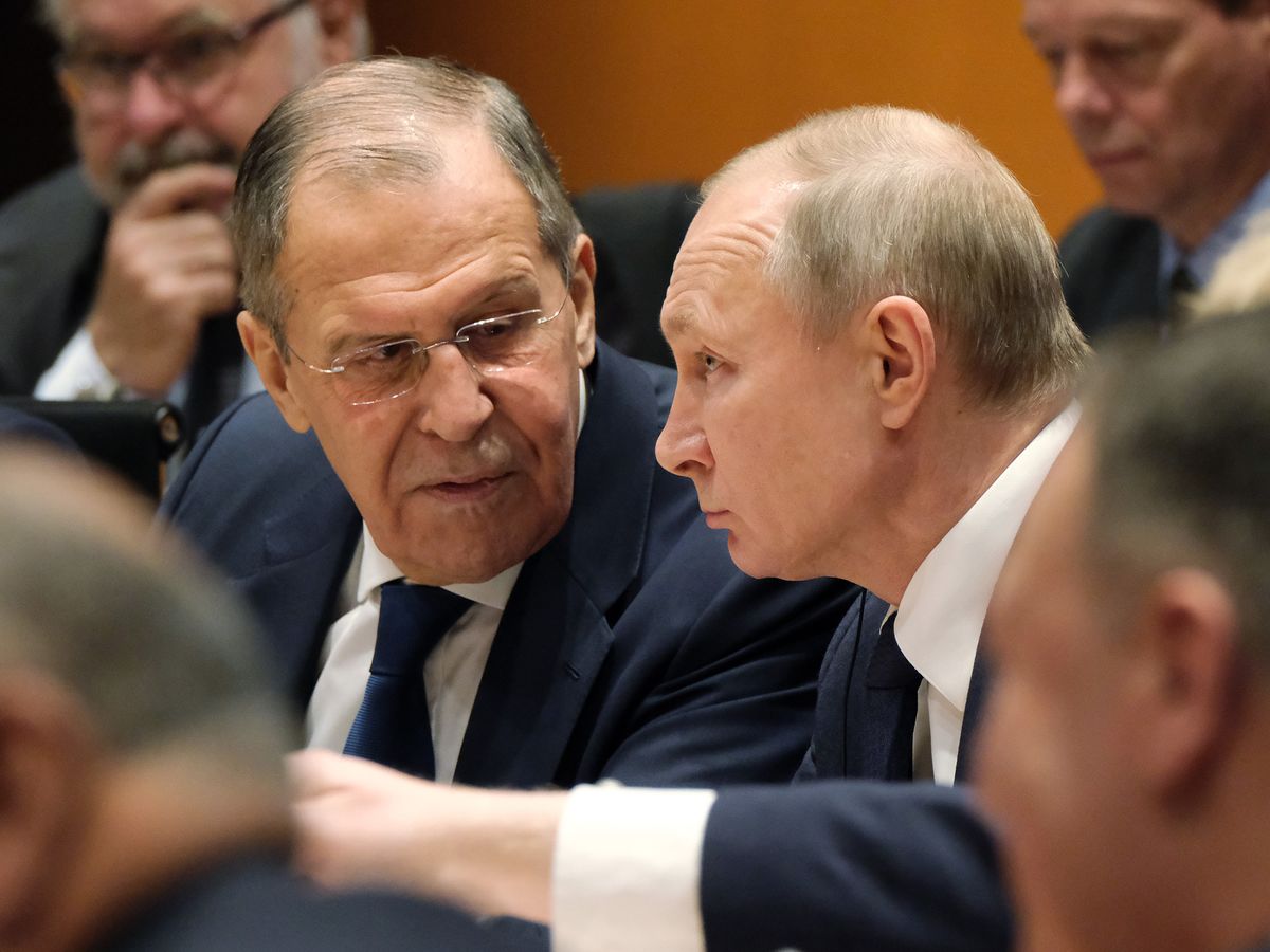 Suiza congela los activos de Putin, Lavrov y de varios ministros rusos