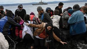 Autoridades turcas hallan a doce migrantes muertos por el frío en frontera con Grecia