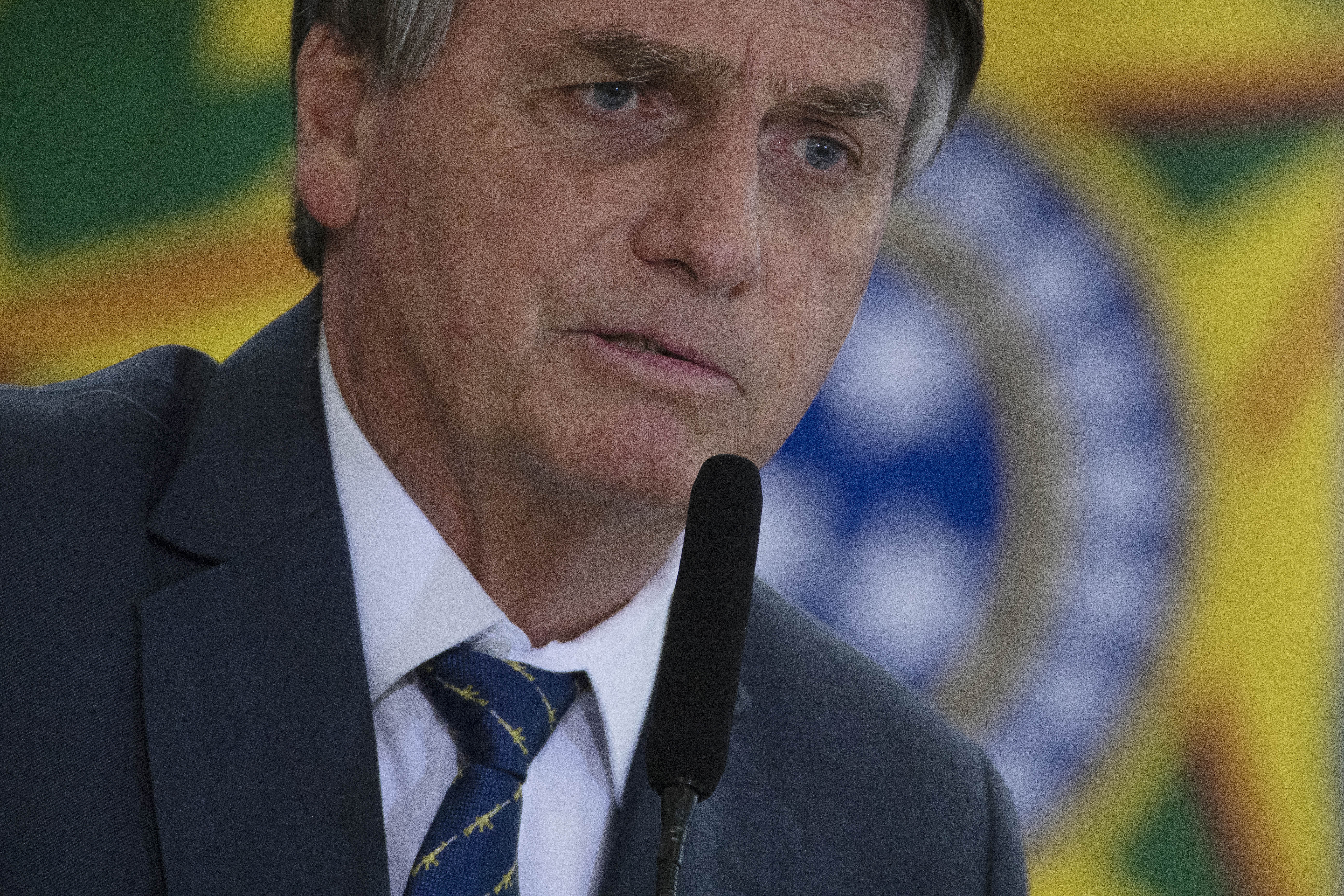 Bolsonaro insinúa su candidatura y dice que el “bien” ganará las elecciones
