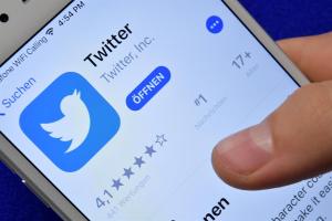 Twitter perdió más de 200 millones dólares en 2021, cinco veces menos que un año antes