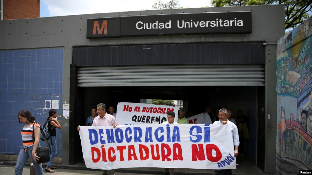 Venezuela, Nicaragua y Cuba tocan fondo en índice de democracia, según The Economist