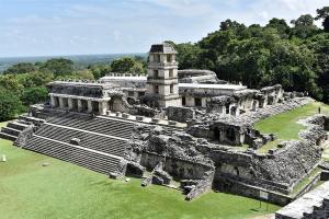 Calentamiento global erosiona los monumentos prehispánicos de zonas mayas en México