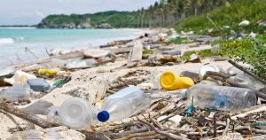 ¿Por qué urge nuevo tratado internacional sobre contaminación por plásticos?