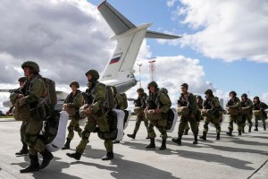 Rusia anunció el fin de las maniobras militares en Crimea y el retiro de sus tropas