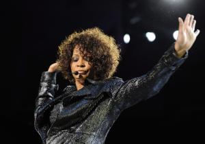 Diez años de arrebato y sombras sobre la memoria de Whitney Houston