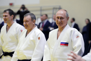La Federación Mundial de Taekwondo retira el cinturón negro honorífico a Putin