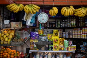 Productos de la canasta básica en Venezuela aumentan hasta un 80%
