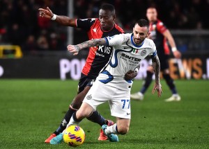 Inter desaprovechó otra chance de recuperar el liderato tras empate con Genoa