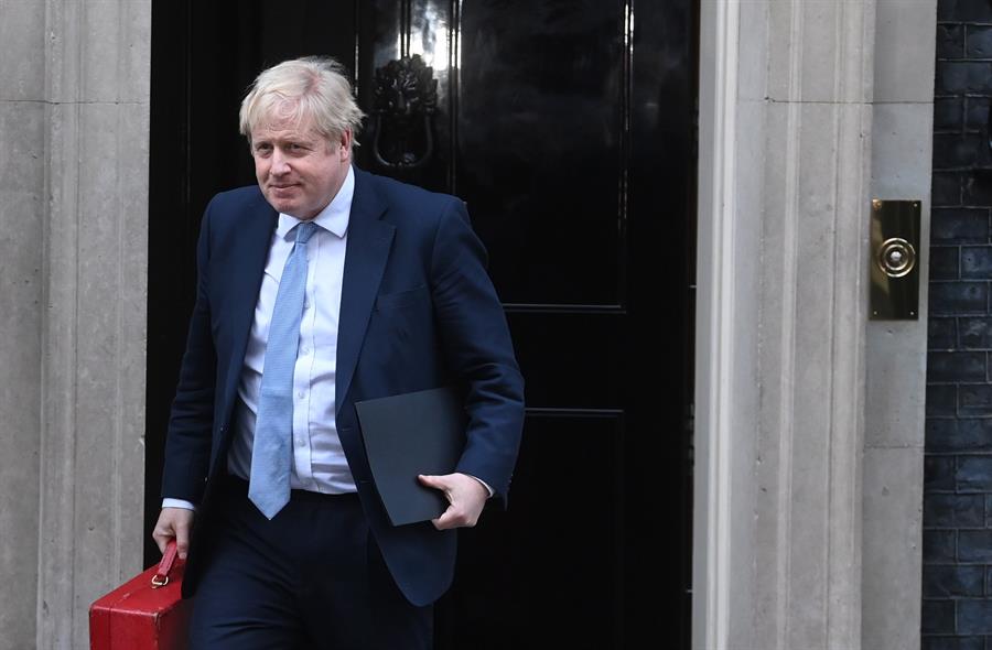 Renunciaron otros dos altos cargos del Gobierno de Boris Johnson, cuatro en un día
