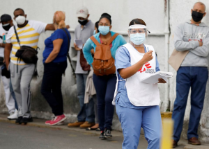 Venezuela sumó poco más de 400 contagios de Covid-19, según el chavismo