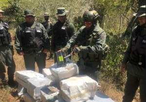 Hallaron 450 panelas de cocaína pertenecientes al Cartel de Sabana Alta en Falcón