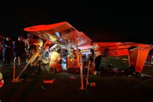Al menos dos heridos tras accidente de avioneta en campo de golf de Texas