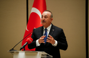 Turquía vetó acceso al mar Negro a todas las naves militares